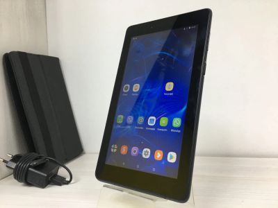 Лот: 16194888. Фото: 1. Планшет Lenovo Tab E7 TB-7104I... Планшеты