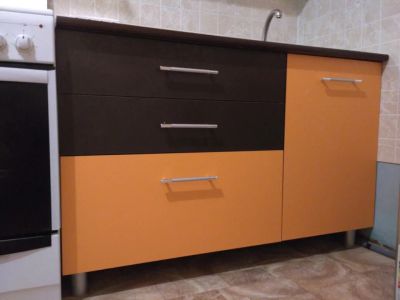 Лот: 10058839. Фото: 1. Кухонный гарнитур с колонкой. Кухонные гарнитуры