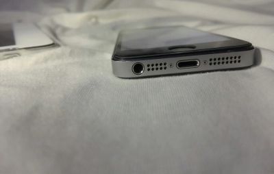 Лот: 6142891. Фото: 1. iPhone 5s 64gb grey неисправен... Смартфоны