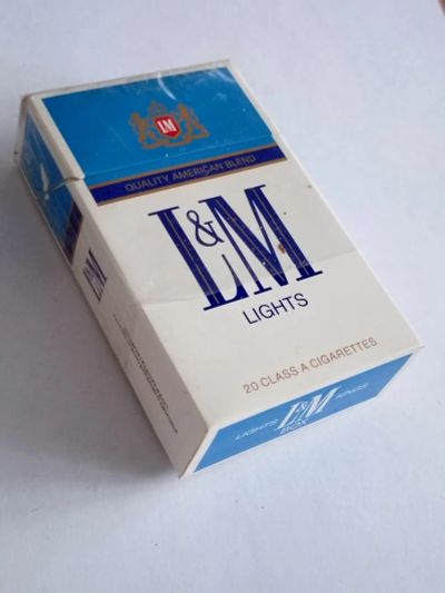 Лот: 25413444. Фото: 1. Пустая пачка от сигарет. Другое (коллекционирование, моделизм)