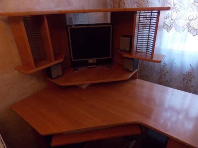 Лот: 5064599. Фото: 1. Компьютерный стол. Компьютерные и письменные столы