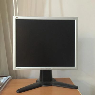 Лот: 4917002. Фото: 1. Монитор Viewsonic VP912S. ЖК-мониторы