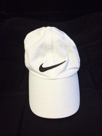 Лот: 4338651. Фото: 1. Кепка NIKE. Головные уборы