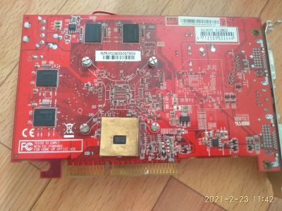 Лот: 17267437. Фото: 1. Видеокарта Radeon 3650 512mb AGP. Видеокарты