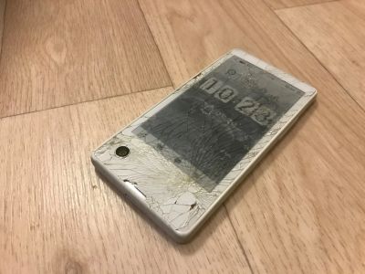 Лот: 19127915. Фото: 1. Yotaphone. Смартфоны