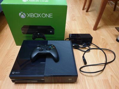 Лот: 14463896. Фото: 1. Xbox One 500 GB. Игровые приставки, консоли