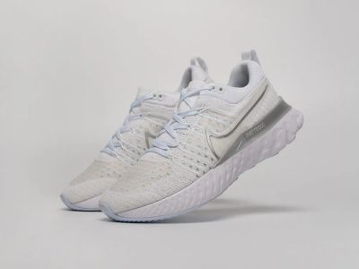 Лот: 21644701. Фото: 1. Кроссовки Nike React Infinity... Кеды, кроссовки, слипоны