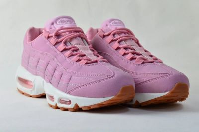 Лот: 16844498. Фото: 1. Кроссовки женские Nike Air Max... Кеды, кроссовки, слипоны