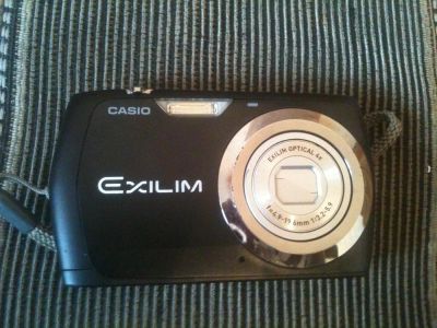 Лот: 4086269. Фото: 1. Цифровая фотокамера Casio Exilim... Цифровые компактные