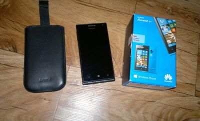 Лот: 6528173. Фото: 1. Huawei w1 Windows Phone 8.1 castom... Смартфоны