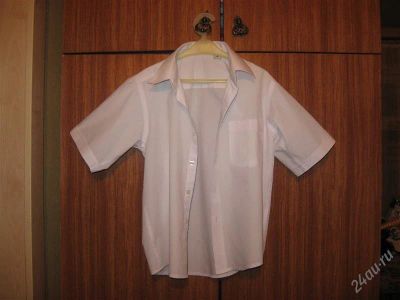 Лот: 1109959. Фото: 1. Рубашка белая с коротким рукавом... Рубашки, блузки, водолазки