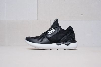 Лот: 11618483. Фото: 1. Кроссовки Adidas Y3 Tubular Runner. Кеды, кроссовки, слипоны