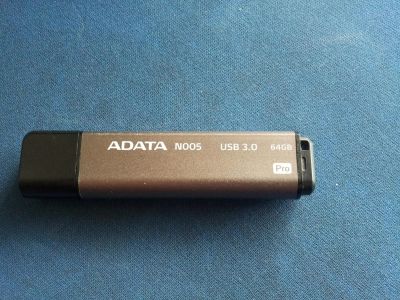 Лот: 7564527. Фото: 1. USB накопитель ADATA N005 USB... USB-флеш карты