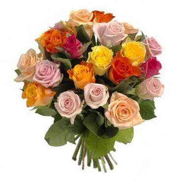 Лот: 4884793. Фото: 1. Букет из 15 разноцветных роз... Свежие цветы