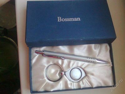 Лот: 2462278. Фото: 1. Ручка шариковая и брелок фирмы... Другое (коллекционирование, моделизм)