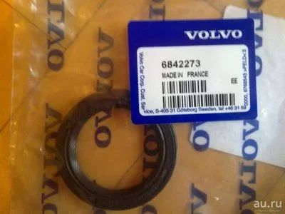 Лот: 13622265. Фото: 1. Сальник коленвала Volvo 6842273. Двигатель и элементы двигателя