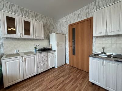 Лот: 25581275. Фото: 1. квартира , Красноярск улица Серова... Квартиры, студии