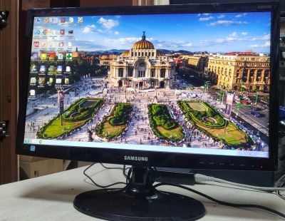 Лот: 20767116. Фото: 1. Монитор 21.5" Samsung LS22C300... ЖК-мониторы