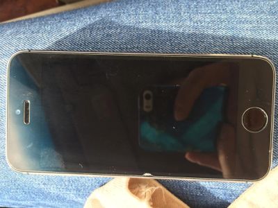 Лот: 5414751. Фото: 1. iPhone 5s на 16гб, айфон,. Другое (запчасти, оборудование)