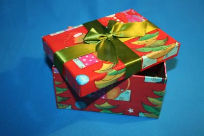Лот: 4928291. Фото: 1. Подарочная коробочка на Рождество... Подарочная упаковка