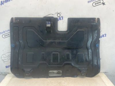 Лот: 23979571. Фото: 1. защита двигателя Mazda CX7 ER. Двигатель и элементы двигателя