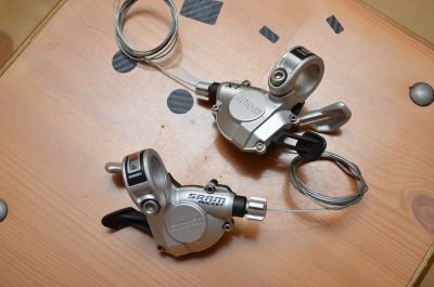 Лот: 4848795. Фото: 1. Манетки SRAM Rocket 3x9 под Shimano... Запчасти