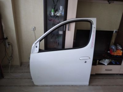Лот: 15580952. Фото: 1. Дверь левая передняя Toyota Funcargo. Кузов