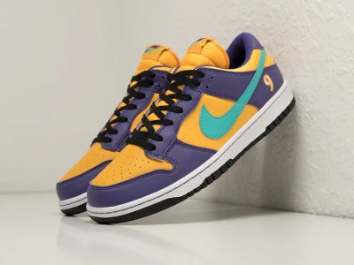 Лот: 24978353. Фото: 1. Кроссовки Nike SB Dunk Low. Кеды, кроссовки, слипоны
