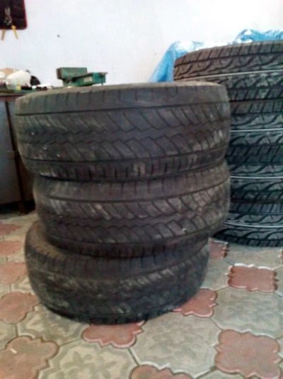 Лот: 9276319. Фото: 1. Achilles Desert Hawk R17 комплект... Шины