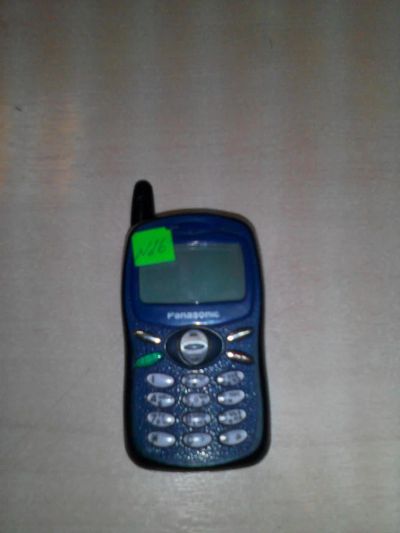 Лот: 7976113. Фото: 1. № 26 Panasonic EB-A100ASUU. Кнопочные мобильные телефоны