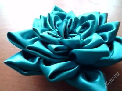 Лот: 956696. Фото: 1. Цветок из ткани эксклюзив! возможен... Заколки, вееры, расчёски