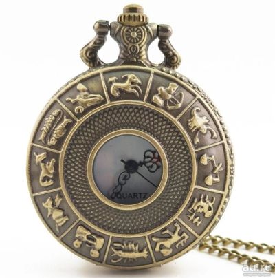 Лот: 17317412. Фото: 1. Часы карманные с отверстием в... Оригинальные наручные часы