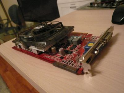 Лот: 4736034. Фото: 1. Radeon HD 4770 750Mhz PCI-E 2... Видеокарты
