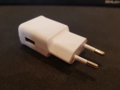 Лот: 25514207. Фото: 1. Сетевое зарядное устройство Samsung... Зарядные устройства, блоки питания, адаптеры сетевые для смартфонов