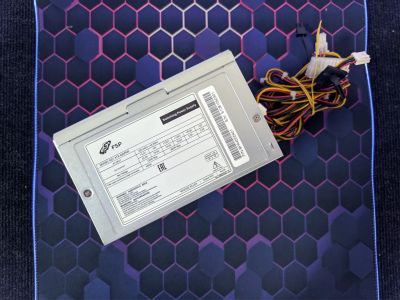 Лот: 25110979. Фото: 1. Блок питания 450Вт FSP/ATX/molex... Корпуса, блоки питания