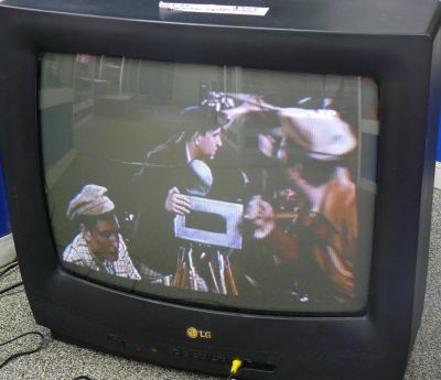 Лот: 5449632. Фото: 1. Телевизор Lg кинескопный, 21 дюйм... Телевизоры