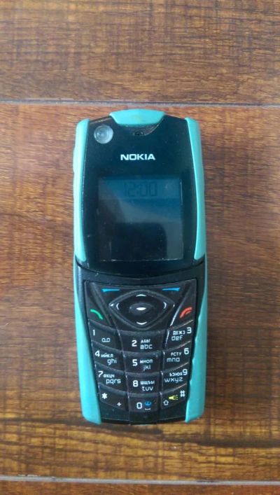 Лот: 6954939. Фото: 1. Nokia 5140i легендарный эксклюзив. Кнопочные мобильные телефоны