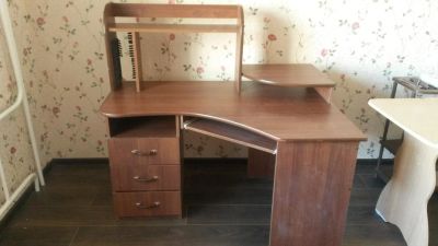 Лот: 8162100. Фото: 1. стол компьютерный. Компьютерные и письменные столы