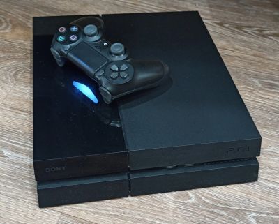 Лот: 16757993. Фото: 1. PlayStation 4 1терабайт ( 1000... Игровые приставки, консоли