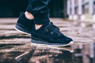 Лот: 12127595. Фото: 1. Кроссовки Asics мужские. Кеды, кроссовки, слипоны
