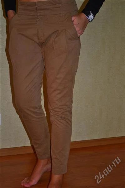Лот: 2107084. Фото: 1. Брюки Zara. Брюки, шорты