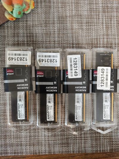 Лот: 23516699. Фото: 1. Оперативная память DDR4.AMD Radeon... Оперативная память