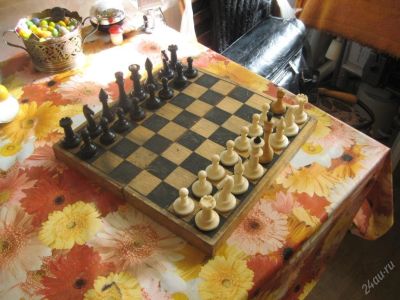 Лот: 86803. Фото: 1. Шахматы (30х30): доска деревян... Другое (тяжелая атлетика)