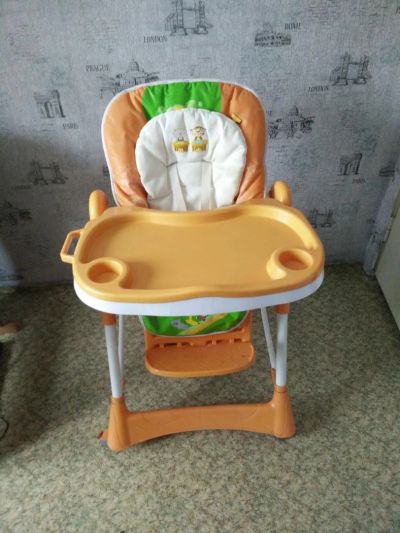 Лот: 7774589. Фото: 1. Стульчик для кормления. Стульчики для кормления