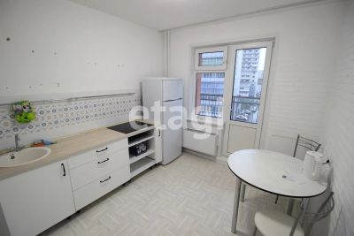 Лот: 21047521. Фото: 1. Сдам 1-комн. кв. 35.5 кв.м. Красноярск... Квартиры, студии