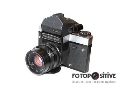 Лот: 6270425. Фото: 1. Фотоаппарат Киев 60 с объективом... Плёночные зеркальные
