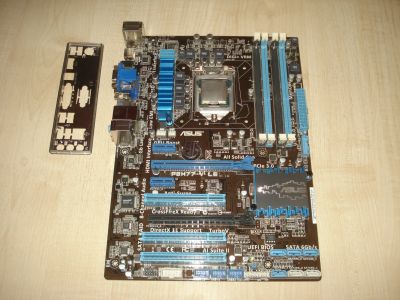 Лот: 25679658. Фото: 1. Материнская плата Asus P8H77-V... Материнские платы