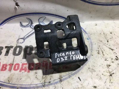 Лот: 21717040. Фото: 1. кронштейн генератора Kia Picanto... Кузов