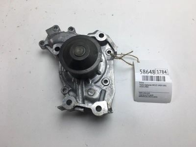 Лот: 20399499. Фото: 1. Помпа Toyota Highlander 2001 1610029085... Двигатель и элементы двигателя