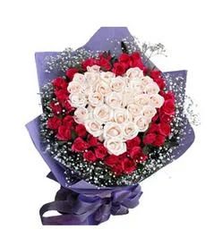 Лот: 4518384. Фото: 1. Букет Сердце из 51 свежей розы... Другое (цветы, букеты)